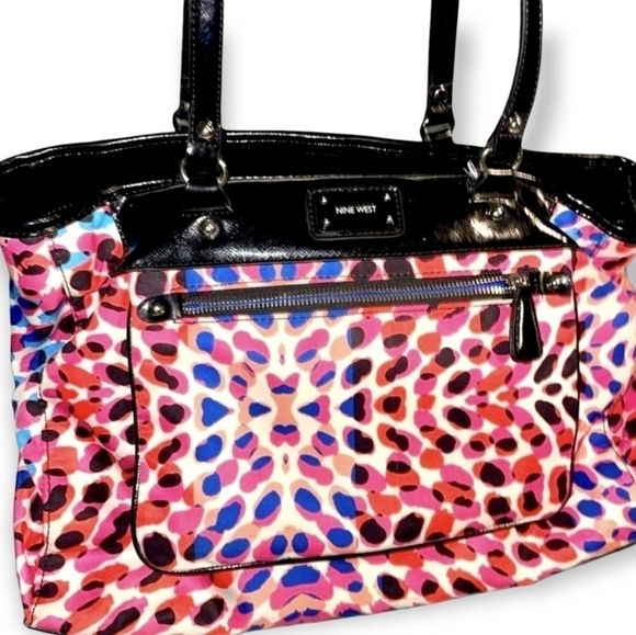 Nine West Handbags - NINE WEST Beautiful Animal Print Handbag Tote